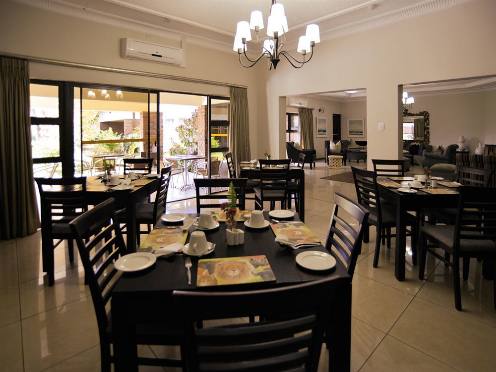 The Victoria Falls Deluxe Suites ภายนอก รูปภาพ
